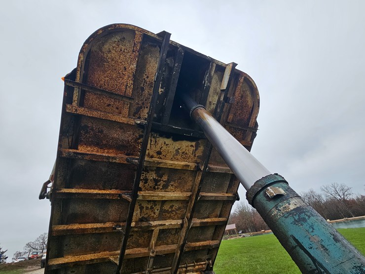 chevrolet-c70-image-96