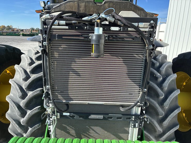 john-deere-8r-340-image-43