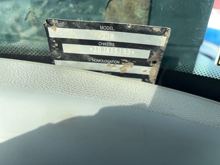 new-holland-t4030-image-20