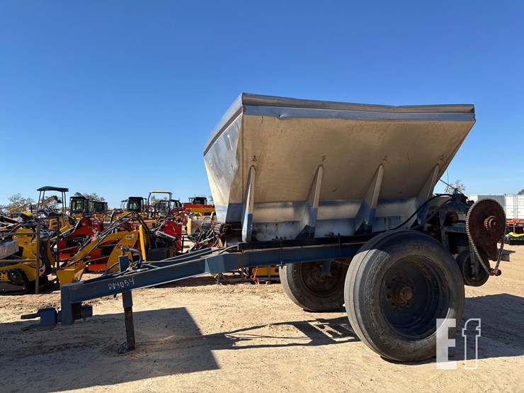 1995-newton-crouch-pull-spreader-image-2