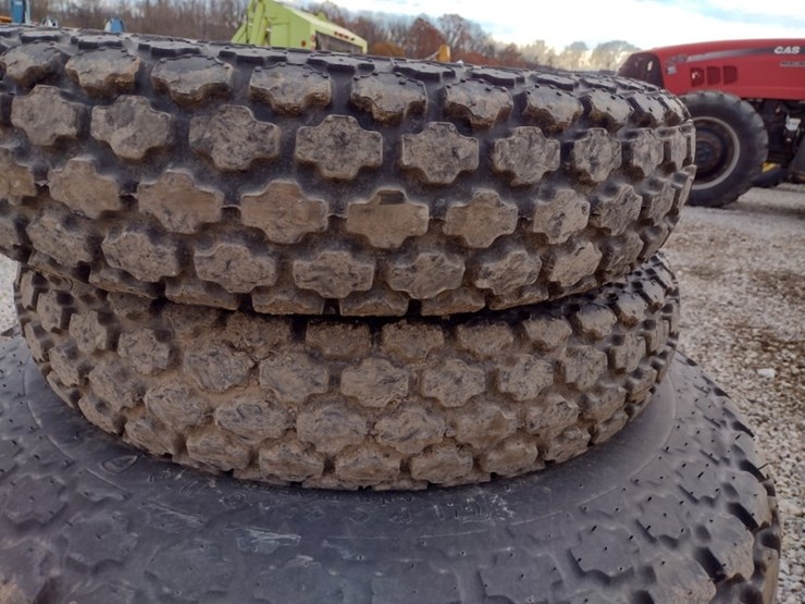 new-holland-4630-image-3