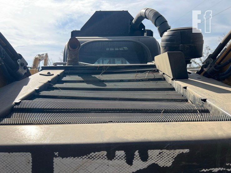 caterpillar-299d3-xe-image-23