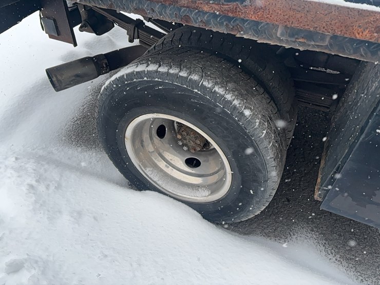 2004-gmc-sierra-1500-image-16