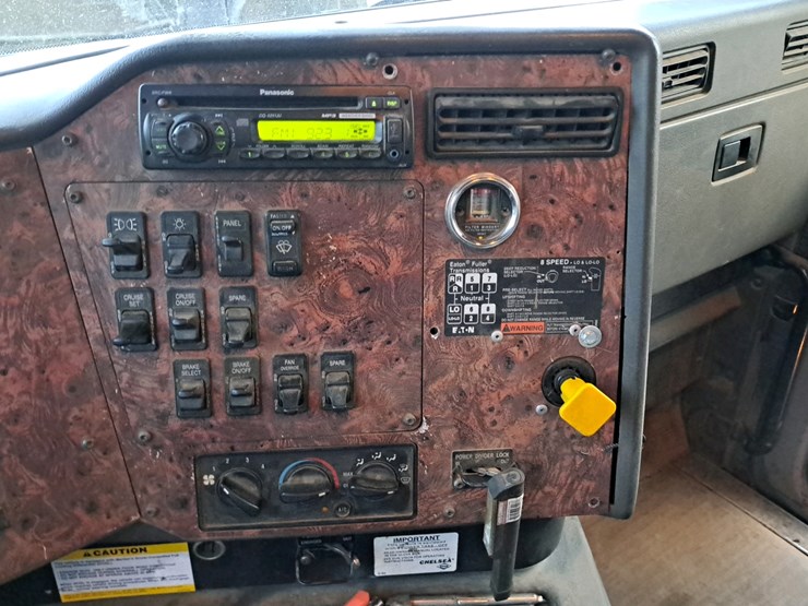 international-2001-image-13