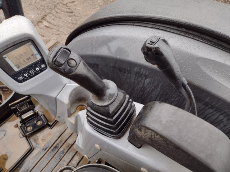 kubota-kx040-4-image-8