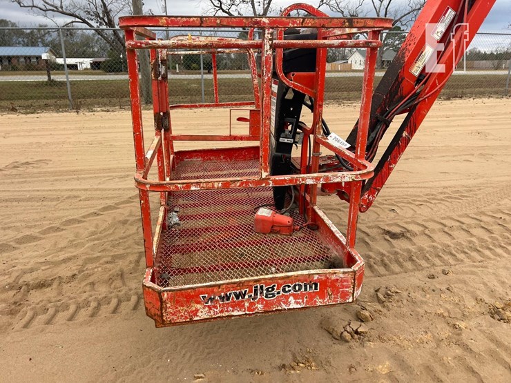 2000-jlg-800a-image-9