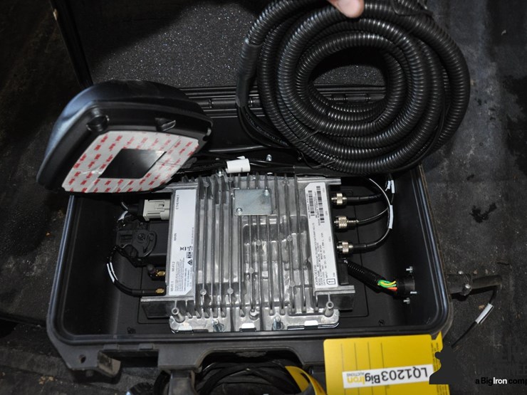 john-deere-ahwpass-4g-lte-jdlu-module-image-4