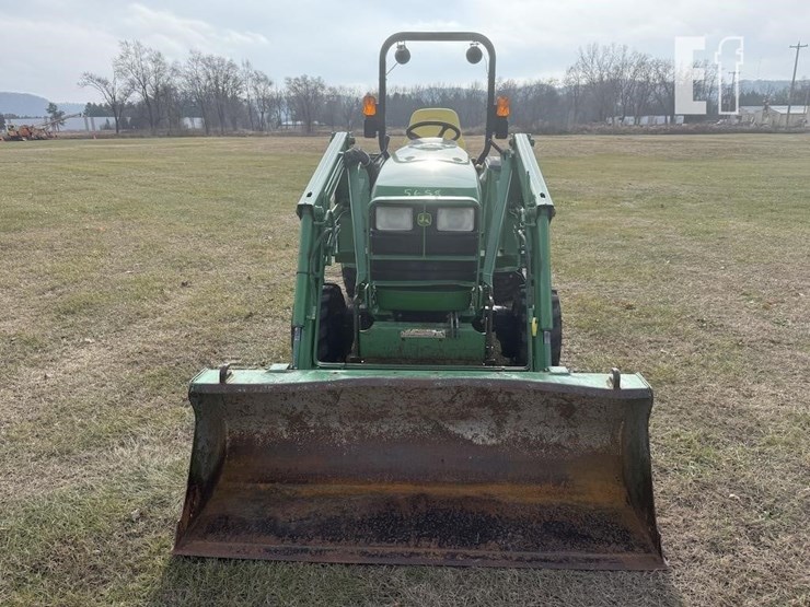 2002-john-deere-4210-image-2