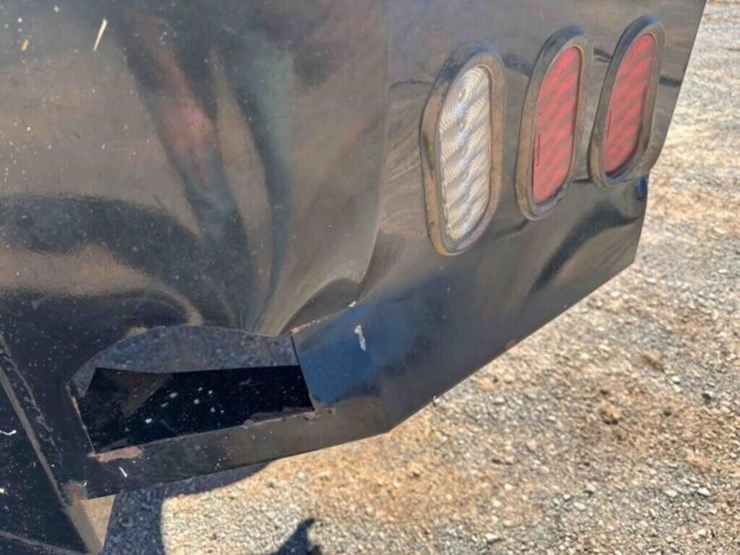 2023-ford-f350-image-7