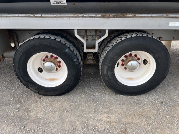 2007-kenworth-t800-image-14