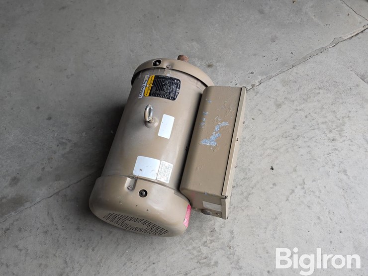 baldor-farm-duty-10hp-electric-motor-image-3