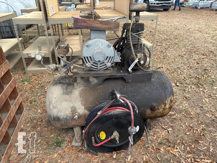 single-stage-air-compressor-image-2