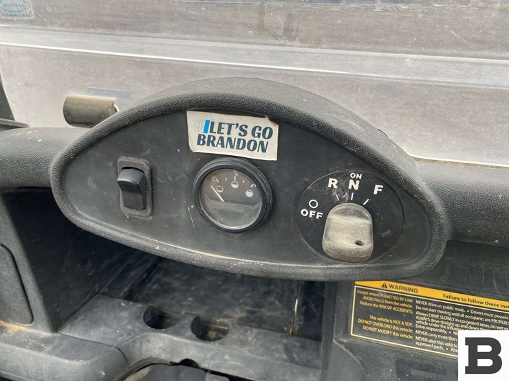 ezgo-golf-cart-image-16