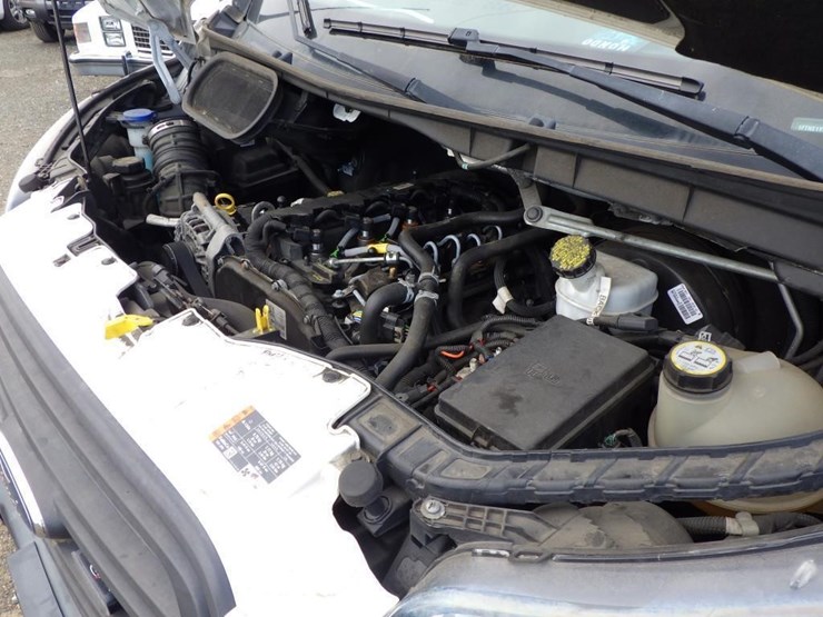 2015-ford-transit-image-10