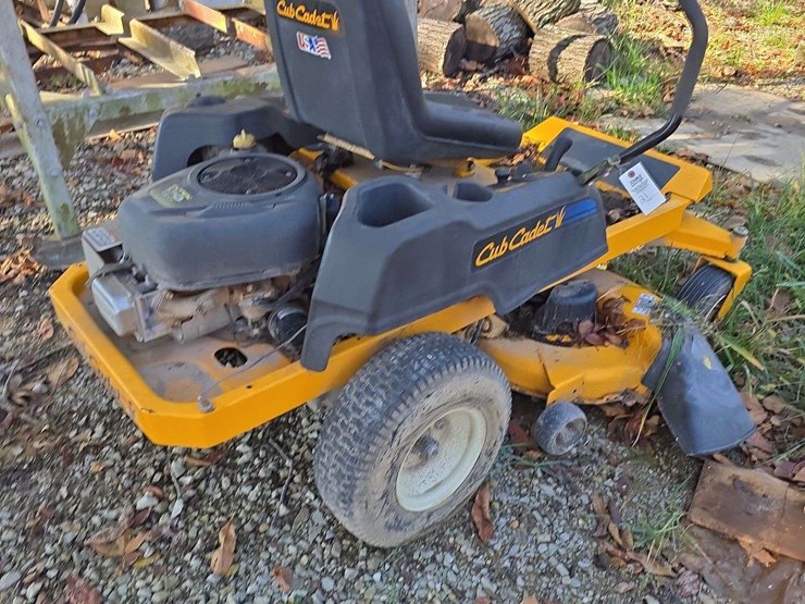 cub-cadet-zero-turn-lawn-mower,-42"-deck-510hrs-image-7
