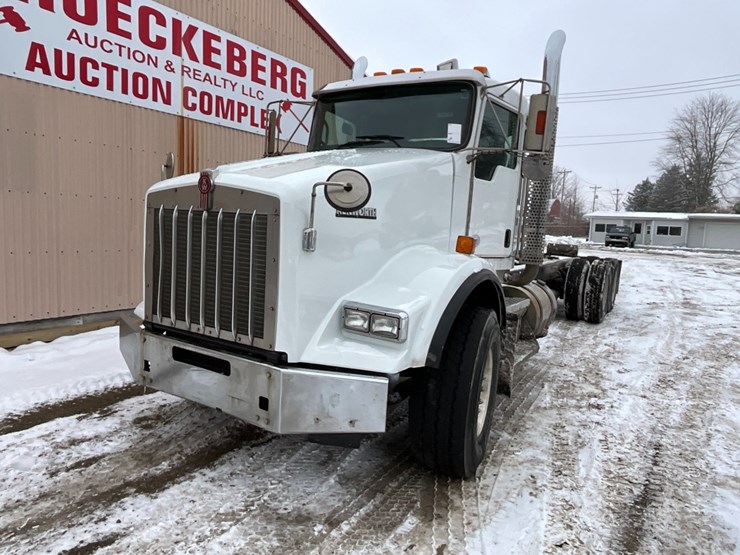 kenworth-t800-image-2