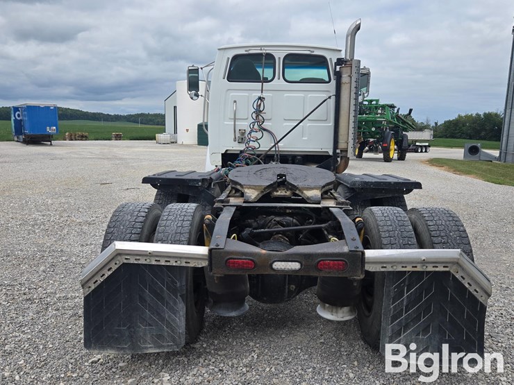 2007-sterling-at9500-image-6