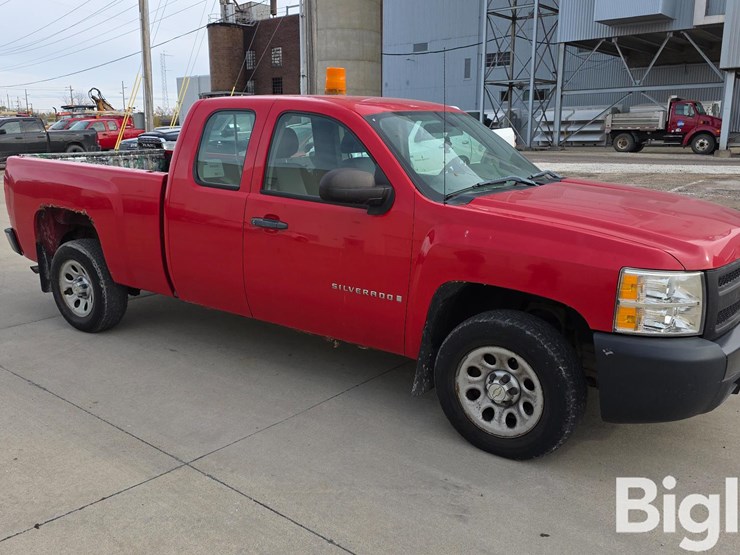 chevrolet-silverado-1500-image-3