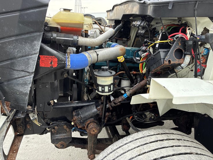 case-ih-7400-image-76