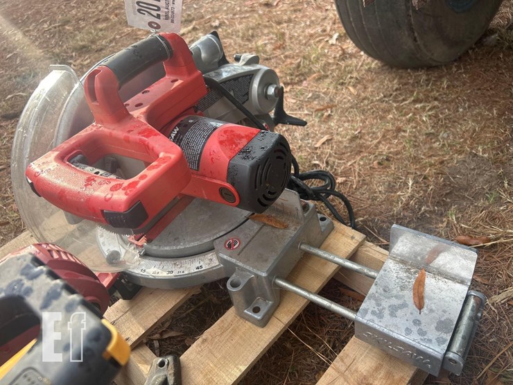 skil-saw-miter-saw-image-2