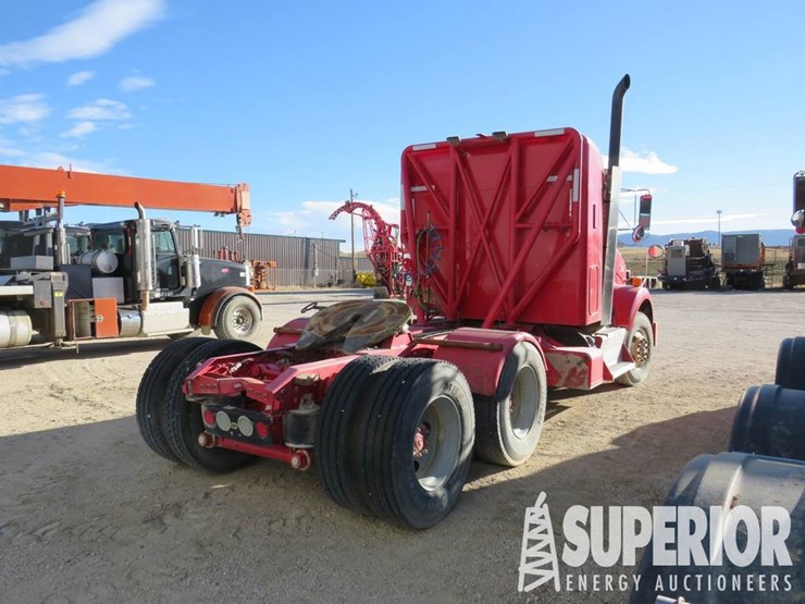 2012-kenworth-t800-image-4