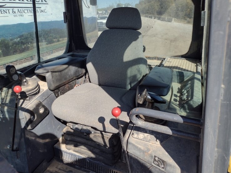 deere-650k-lgp-image-15