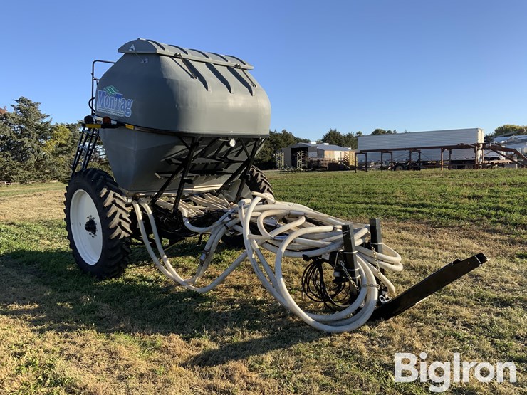 2022-montag-gen1-12r9t-9-ton-dry-fertilizer-cart-image-3