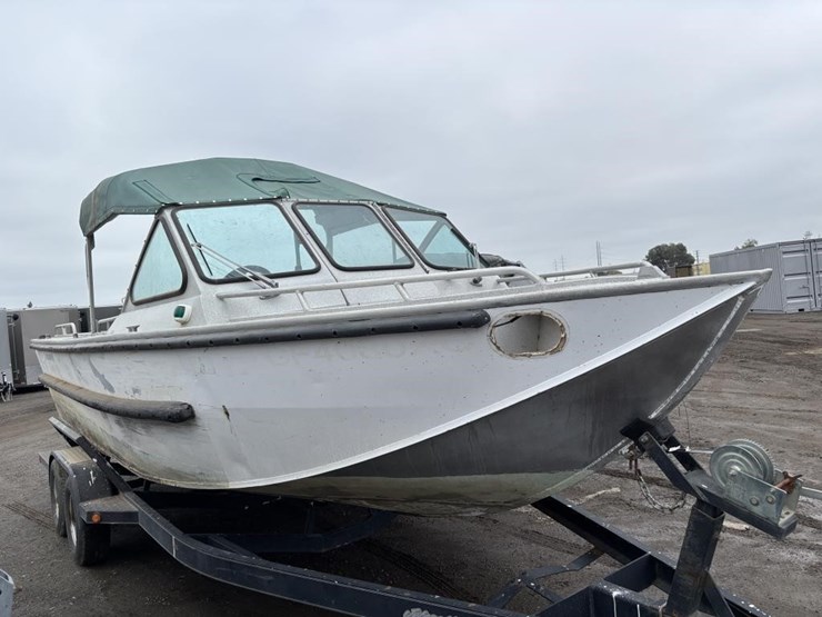 2000-unknown-trailer-image-2