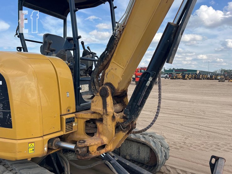 2017-caterpillar-305e2-cr-image-13