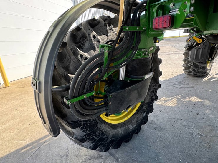 john-deere-r4038-image-23