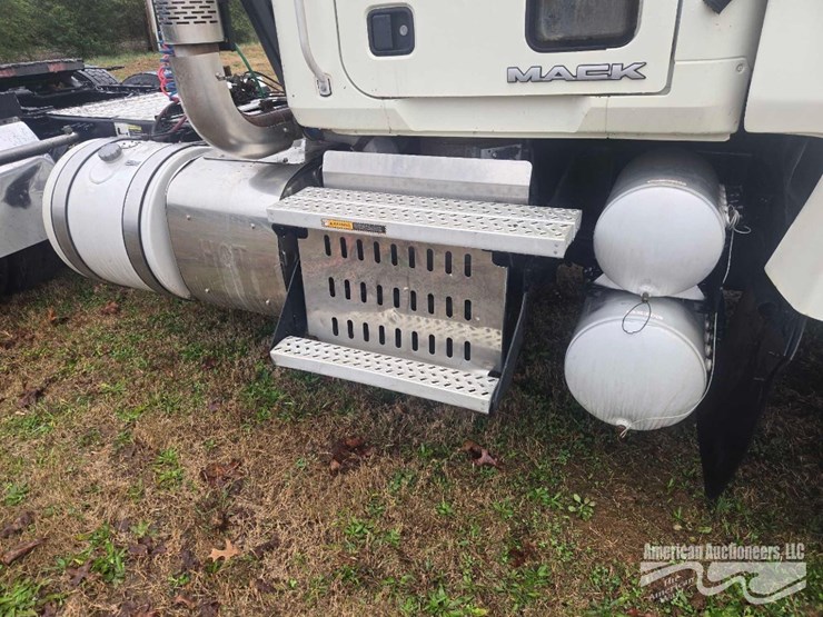 2017-mack-chu613-truck,-vin-#-1m1an07y2hm026069-image-23