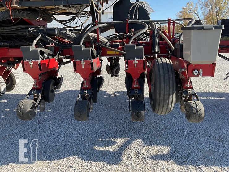 case-ih-1250-image-14