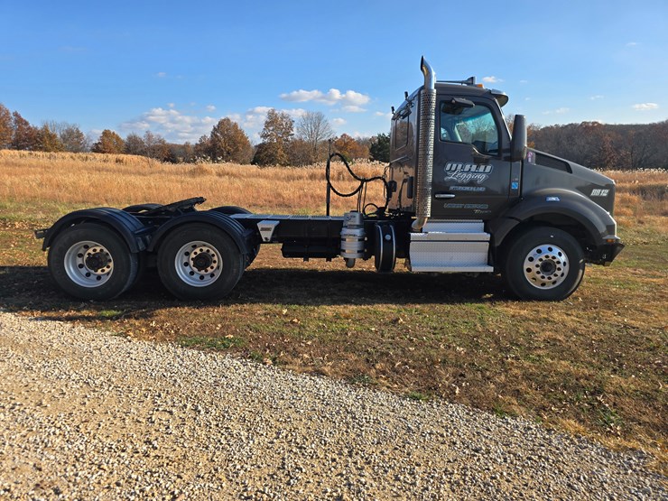 kenworth-t880-image-38