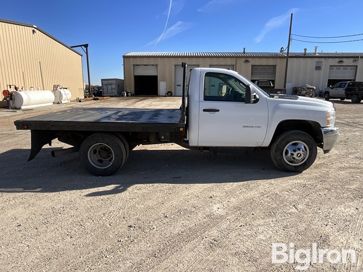 chevrolet-silverado-3500-image-4