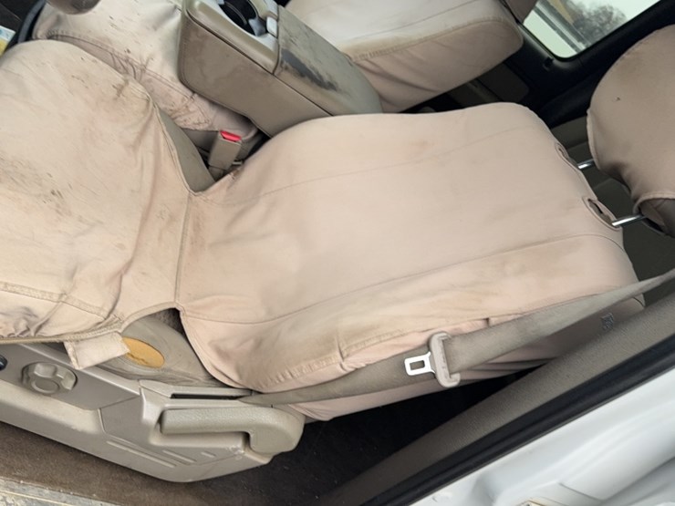 2010-ford-f150-image-21