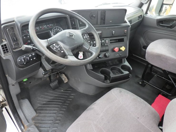 international-lt-image-18