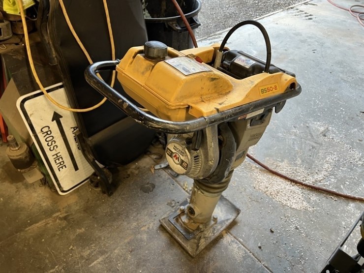 wacker-neuson-bs50-2-image-1