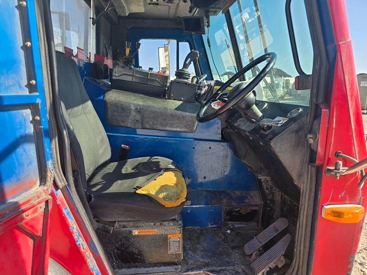 2007-mack-le613-image-47