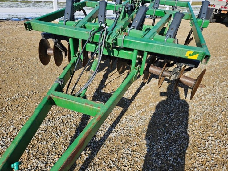 john-deere-714-image-11