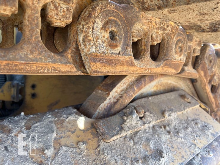 2013-caterpillar-d5k2-lgp-image-17