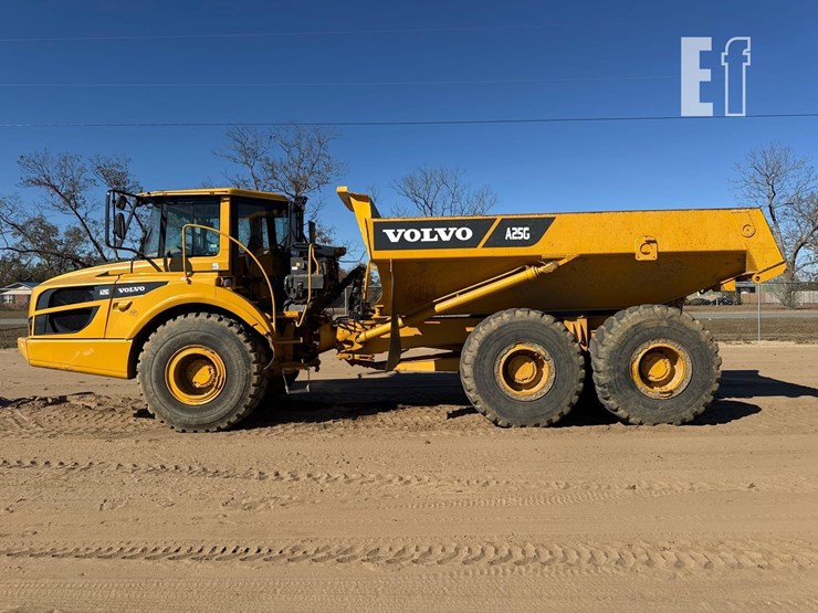 2014-volvo-a25g-image-1