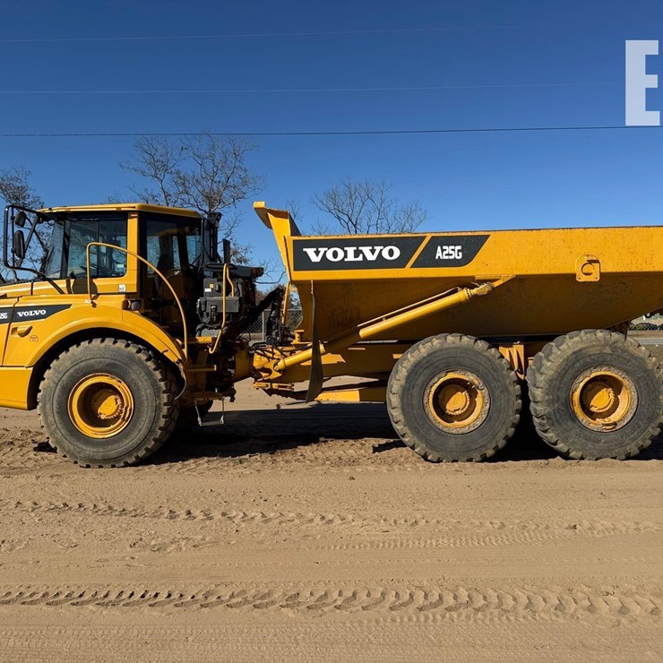 2014 VOLVO A25G
