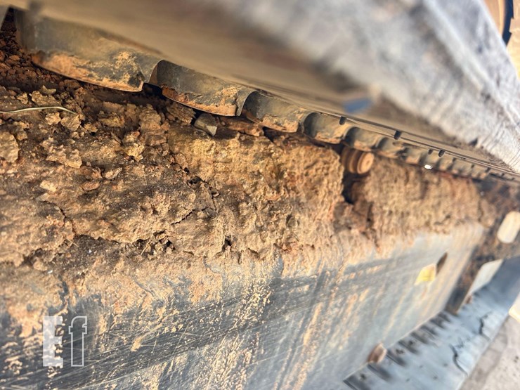 caterpillar-305e2-cr-image-19