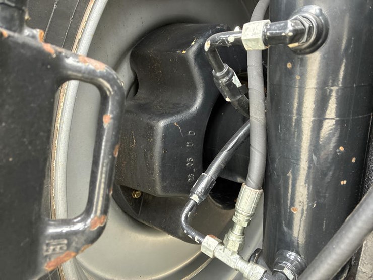 case-ih-magnum-315-image-60