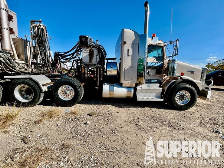 kenworth-t800-image-3