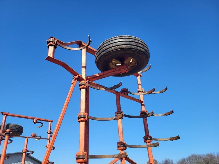 allis-chalmers-1300-field-cultivator-image-14