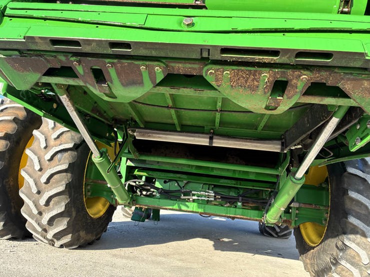 john-deere-s670-image-17