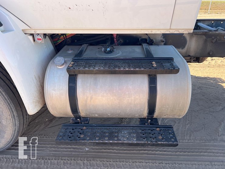 international-durastar-4300-image-9