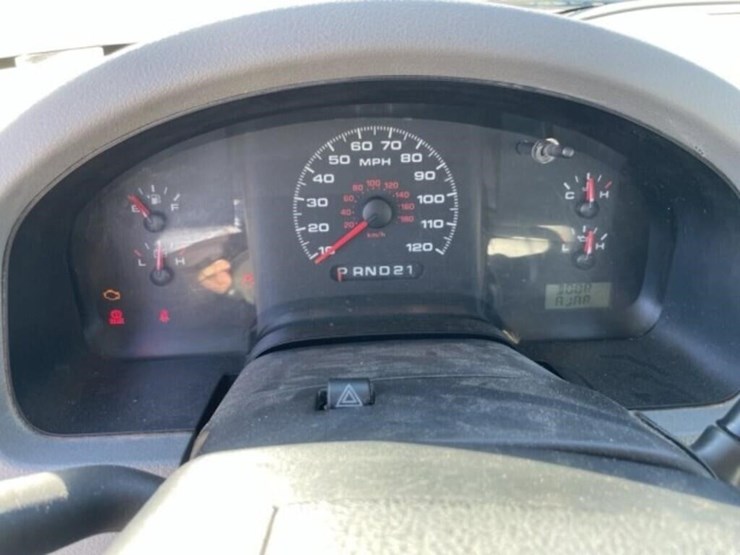 ford-f150-xl-image-26