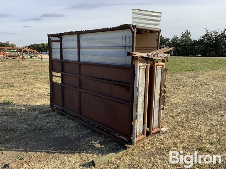 pearson-ai-breeding-chute-image-3